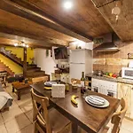 Berghuette Mit Terrasse- Kamin Und Jacuzzi By Interhome Páramo