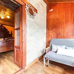 Casa vacanze Berghuette Mit Terrasse- Kamin Und Jacuzzi By Interhome *