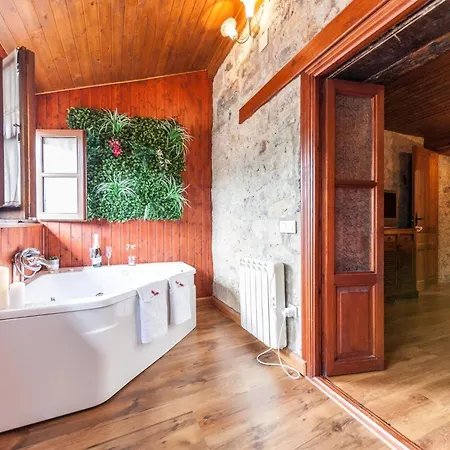 Berghuette Mit Terrasse- Kamin Und Jacuzzi By Interhome Casa vacanze