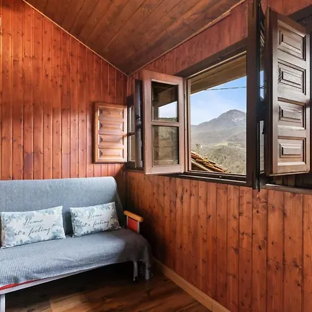 Berghuette Mit Terrasse- Kamin Und Jacuzzi By Interhome Casa vacanze *