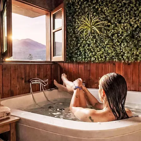 Berghuette Mit Terrasse- Kamin Und Jacuzzi By Interhome