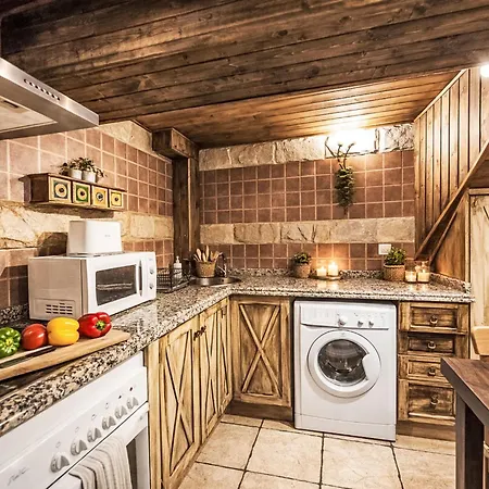 Berghuette Mit Terrasse- Kamin Und Jacuzzi By Interhome Feriehus *