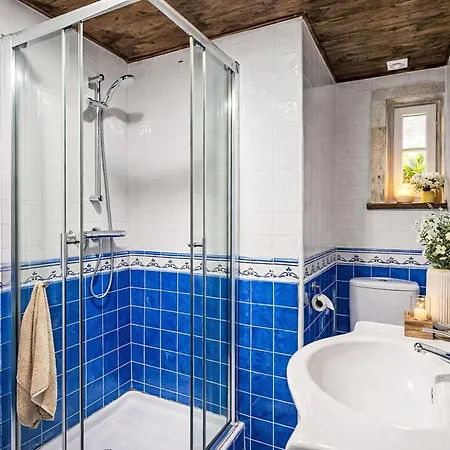 Berghuette Mit Terrasse- Kamin Und Jacuzzi By Interhome Feriehus Páramo